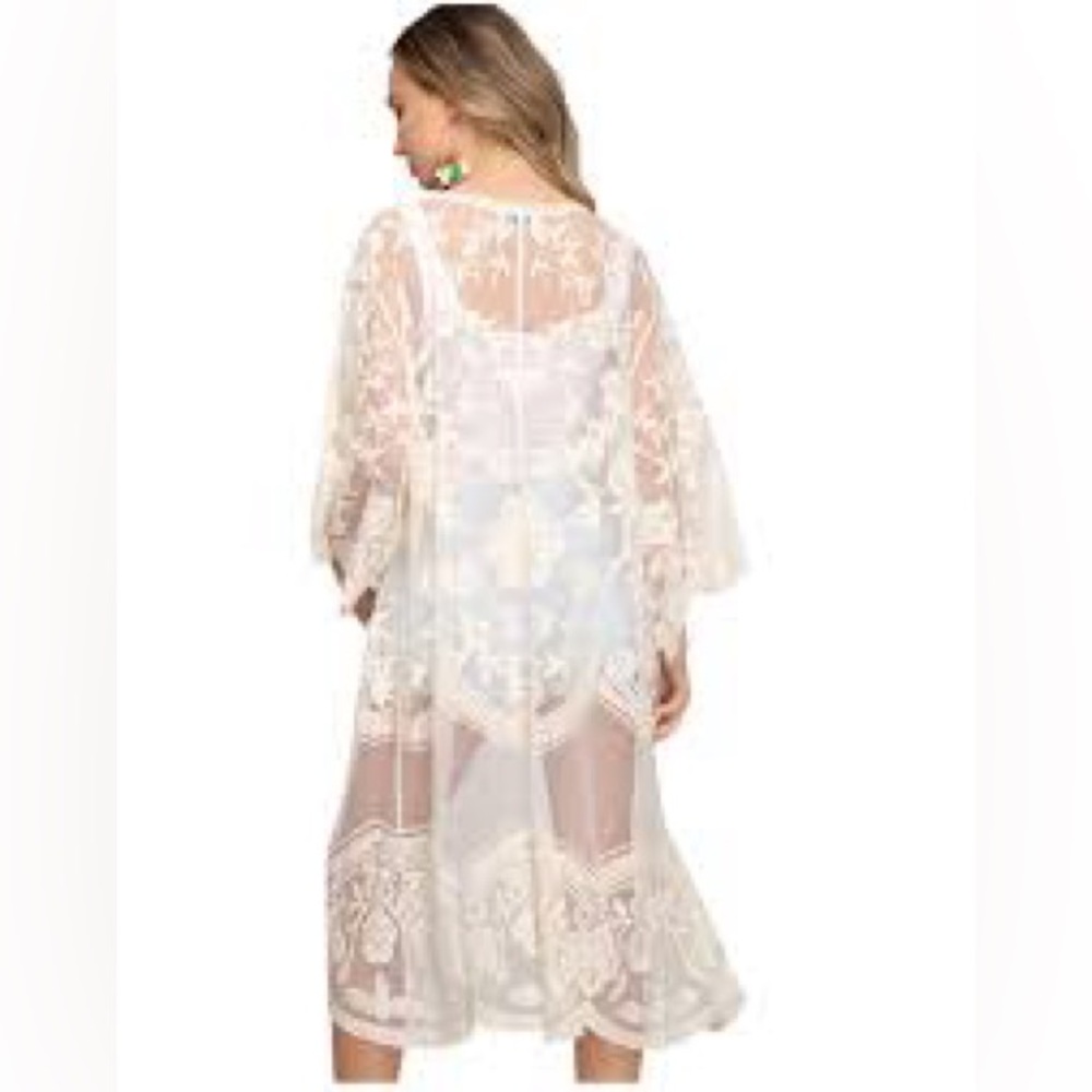 Cream lace kimono